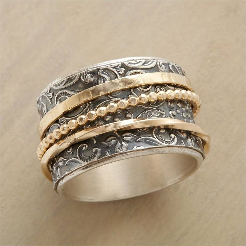 Bague Antique en Or et Argent Vintage