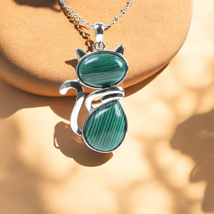 Collier avec chat en pierre véritable